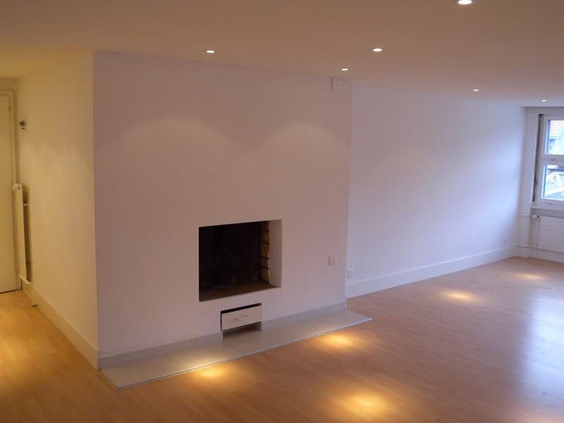 Location apartment 5 rooms in quiet building near the center and the hospital (11)