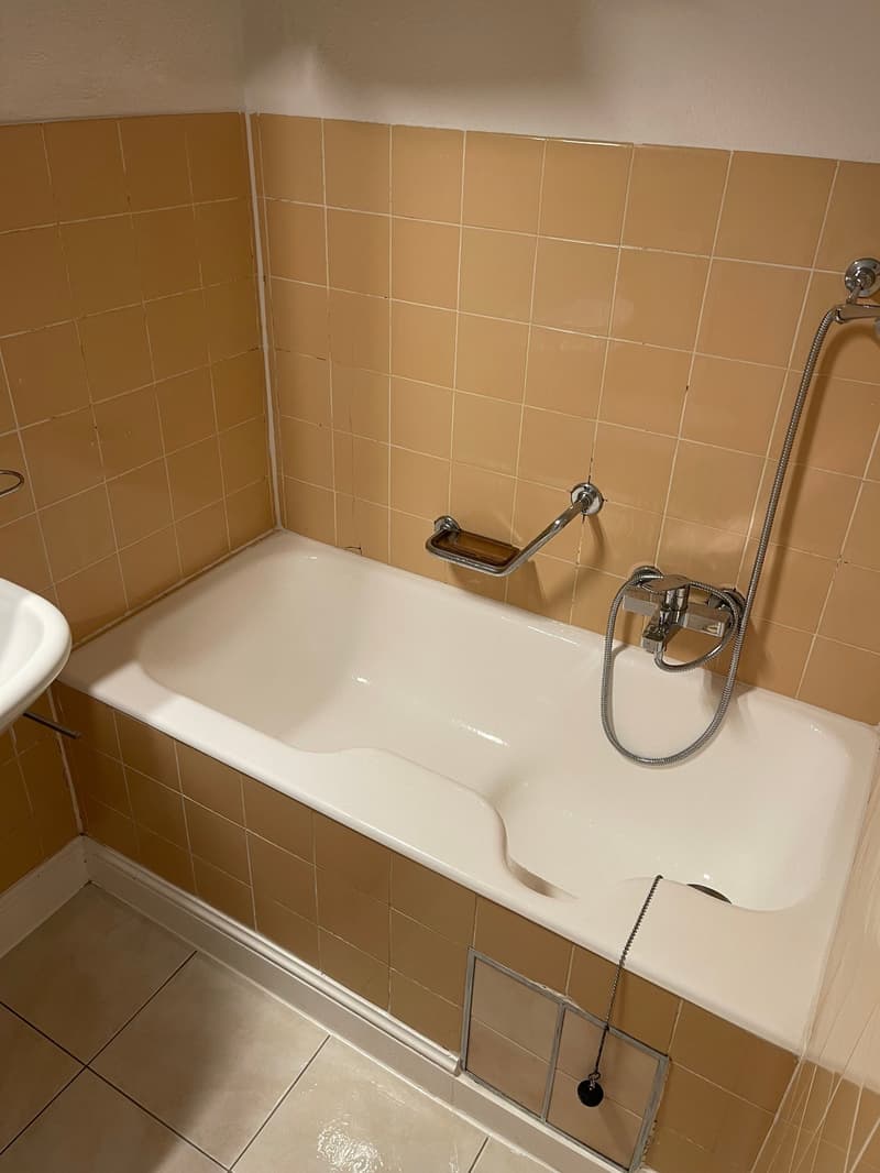Studio rénové et lumineux à La Chaux-de-Fonds – disponible immédiatement (4)