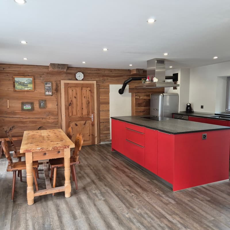 Appartement partiellement rénové dans maison villageoise de caractère - Les Haudères (6)