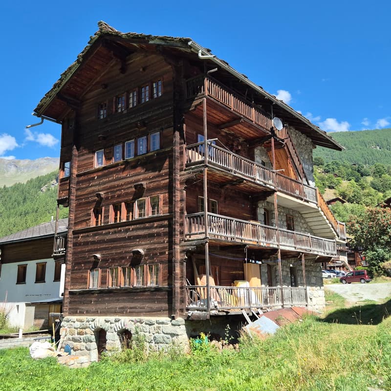 Appartement partiellement rénové dans maison villageoise de caractère - Les Haudères (4)