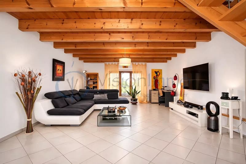 Duplex di carattere con mezzanino e volume cattedrale (3)