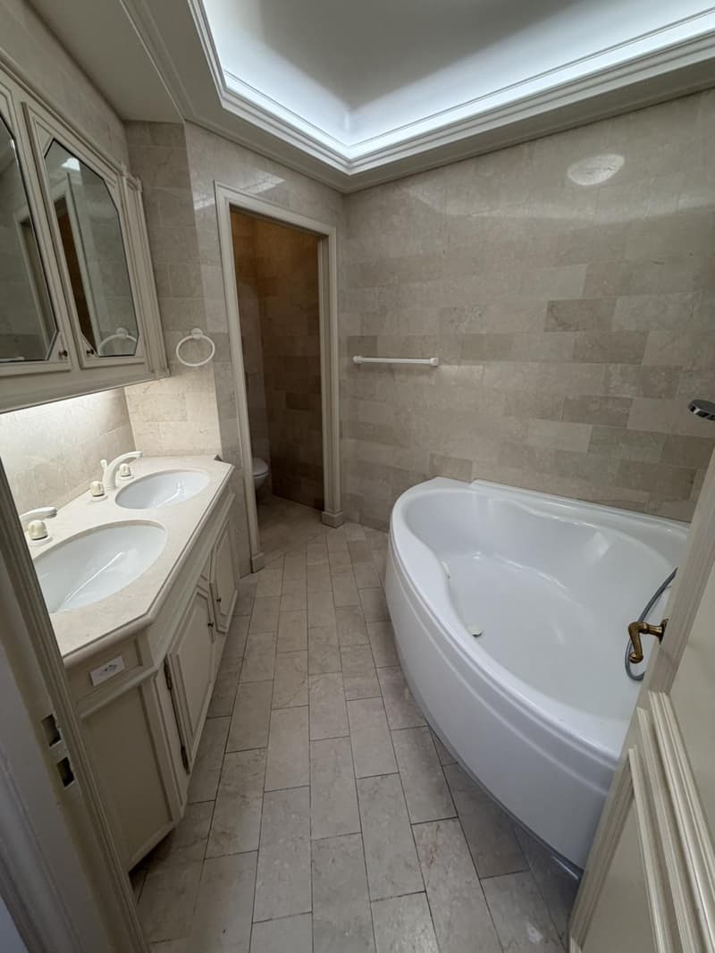 Duplex d'exception à louer ? Vieille Ville de Genève (12)