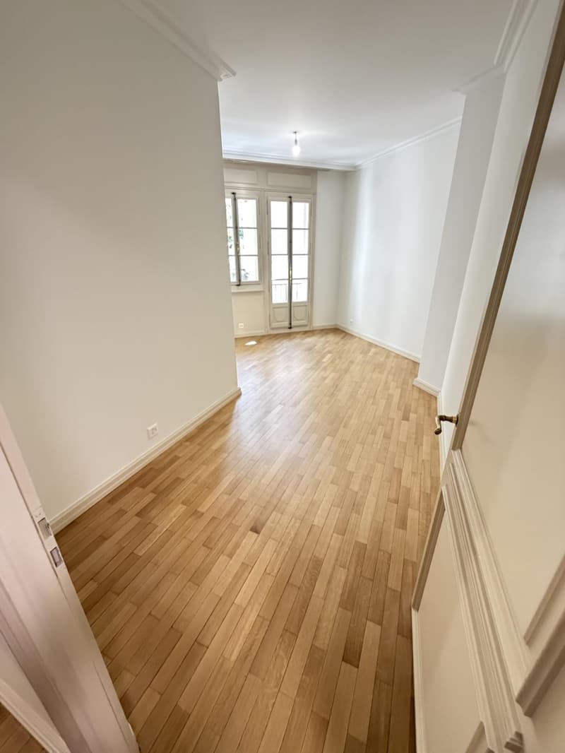 Duplex d'exception à louer ? Vieille Ville de Genève (11)