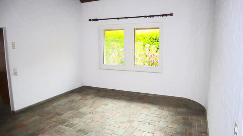 Family villa with 5.5 rooms in Agiez with pool (10)