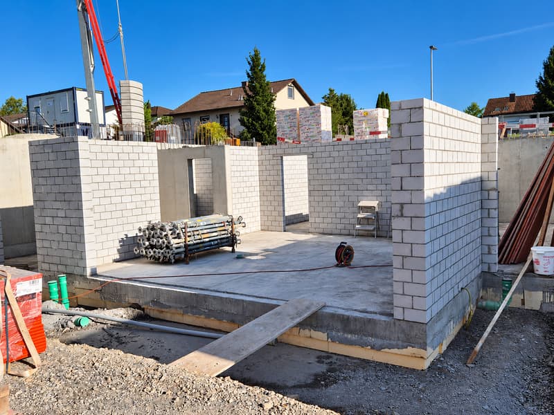 * NEUBAU * Minergie-P * Sonnige Lage * Familienfreundliches Quartier * (2)