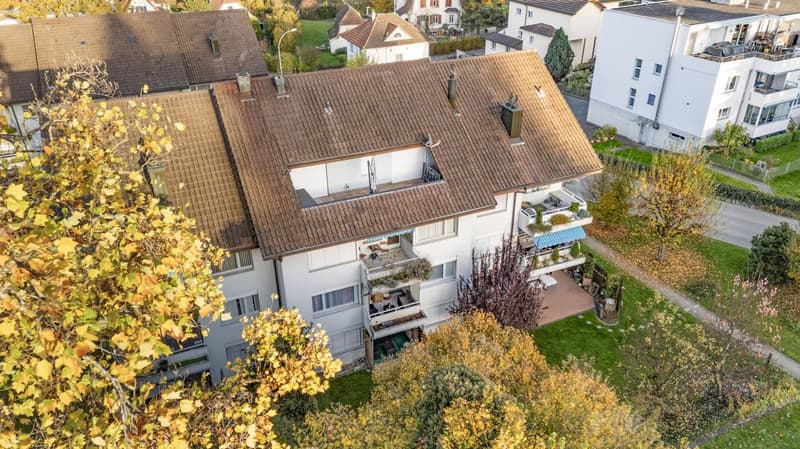Zentralgelegene, gemütliche 2.5-Zimmer-Wohnung mit Blick ins Grüne (5)