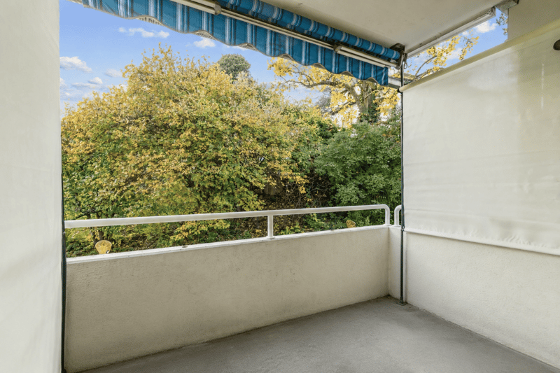 Zentralgelegene, gemütliche 2.5-Zimmer-Wohnung mit Blick ins Grüne (6)