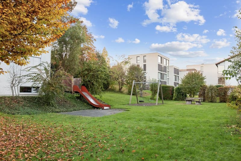 Zentralgelegene, gemütliche 2.5-Zimmer-Wohnung mit Blick ins Grüne (19)