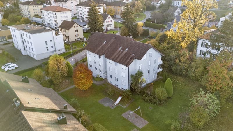 Zentralgelegene, gemütliche 2.5-Zimmer-Wohnung mit Blick ins Grüne (4)