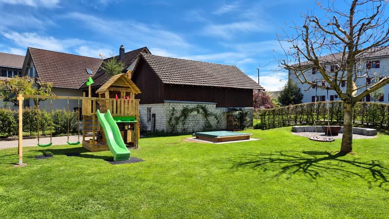 Wohnen wo andere die Sonne suchen – 4.5-Zi-Maisonette-Wohnung (15)