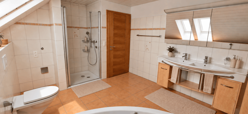Wohnen wo andere die Sonne suchen – 4.5-Zi-Maisonette-Wohnung (8)