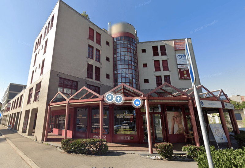 Ufficio con vetrina + 2 posteggi | Centro Mendrisio (10)