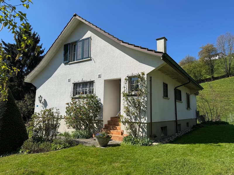 Single-family house with beautiful garden layout in quiet residential area (4)