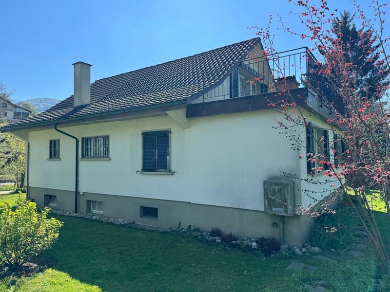 Single-family house with beautiful garden layout in quiet residential area (7)