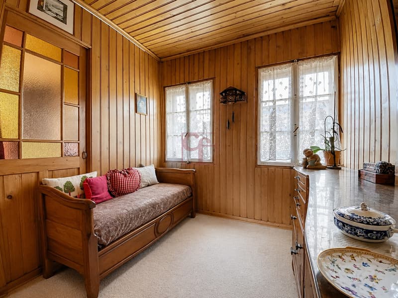 Château-d'Oex - Maison villageoise avec 2 appartements à rénover (11)