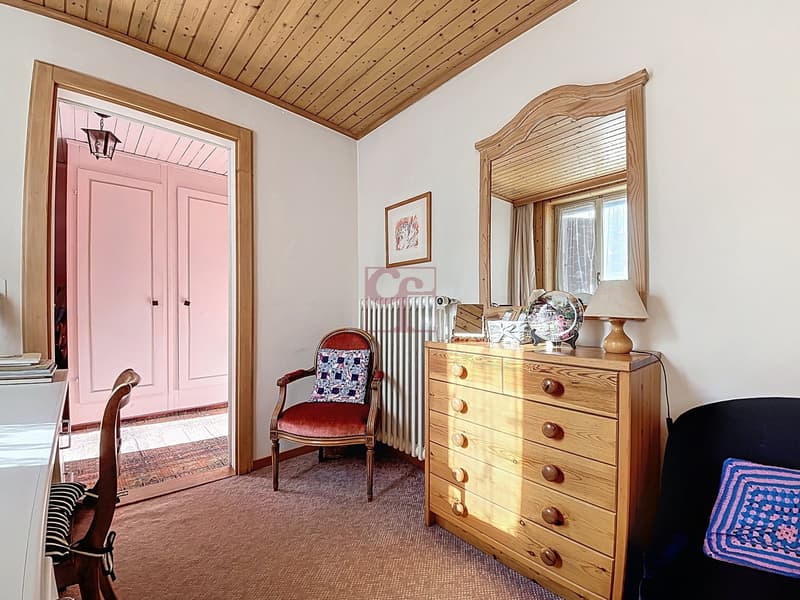 Château-d'Oex - Maison villageoise avec 2 appartements à rénover (3)