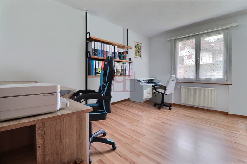 Chambre / bureau du 4.5pcs au rez-de-chaussée