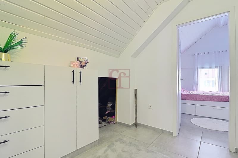 5,5 pièces rénové : corridor
