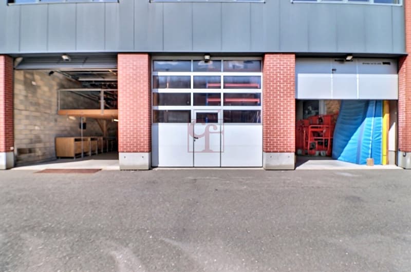 À louer - Local commercial (atelier, dépôt et bureau) de 400 m² (1)