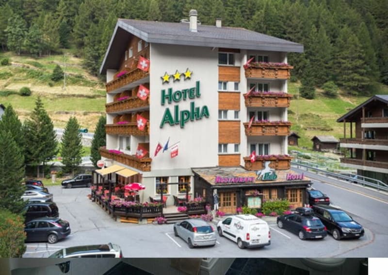 Hotel Alpha, a beautiful 3-star operation in Saas-Grund (1)