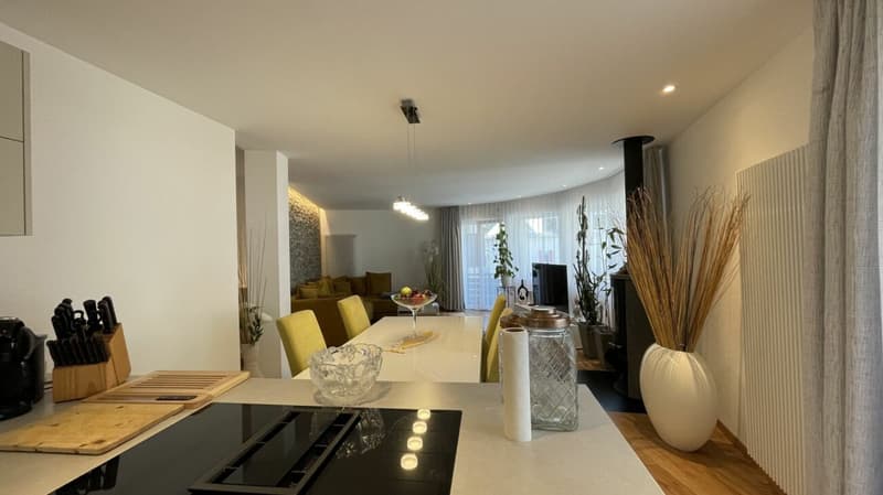 UBS - Marienhof Residential and Commercial Building. Sold! (3)