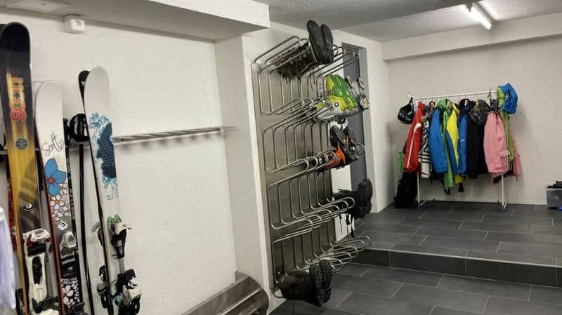 Résidence dans le soleil de Wildi appartement 5 chambres. Nouveau prix ! (16)