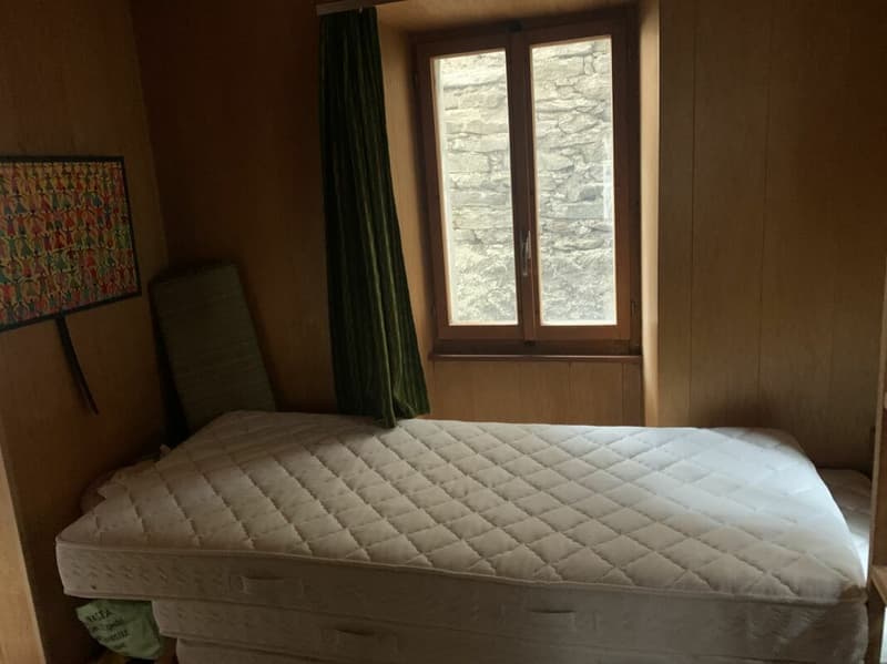 2.5 room apartment in the old Café du DOME in Saas-Grund. (8)