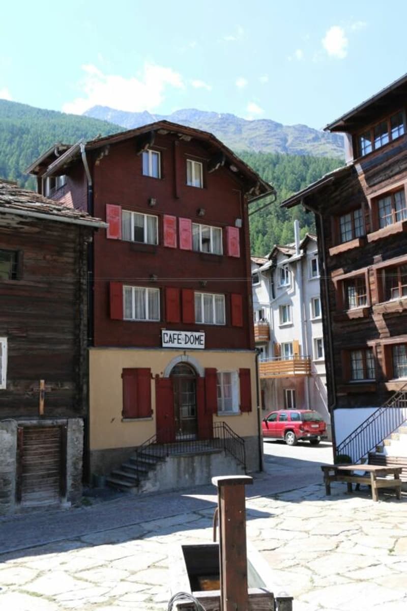 2.5 room apartment in the old Café du DOME in Saas-Grund. (2)