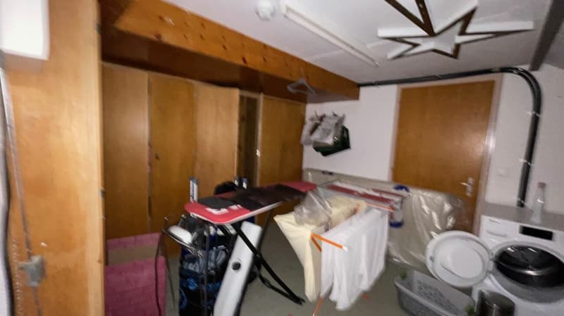 Location - Location - Location! Very spacious 3.5 room apartment at Alpin Express. Reserved. (23)