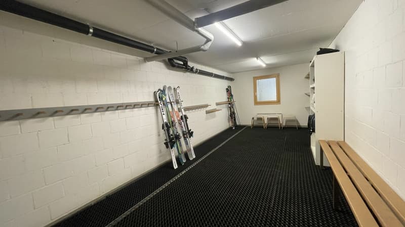 Snowfun B 3.5 bedroom garden apartment 150 meters from Staffelwald, Ski-Lift. Ski in ski out. (14)