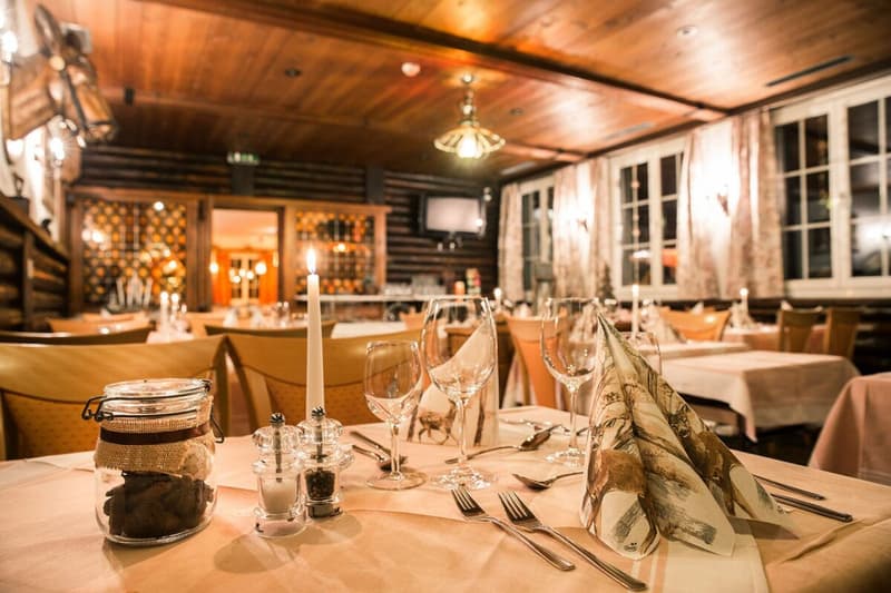 Hotel Alpha, un bell'impresa a 3 stelle a Saas-Grund. (3)