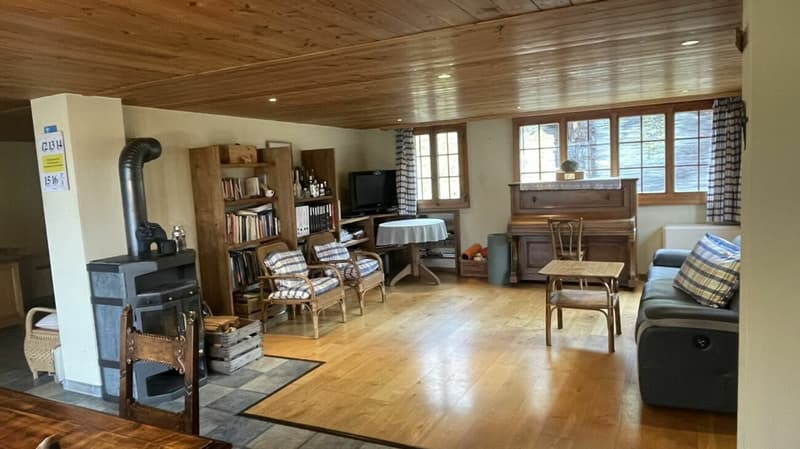 Rustic Valais house in the hamlet of Bodmen in Saas-Fee. (6)