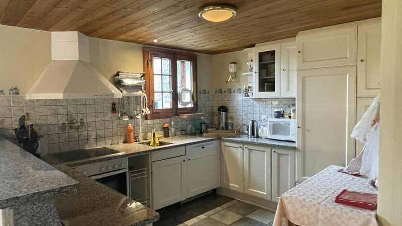 Rustic Valais house in the hamlet of Bodmen in Saas-Fee. (7)