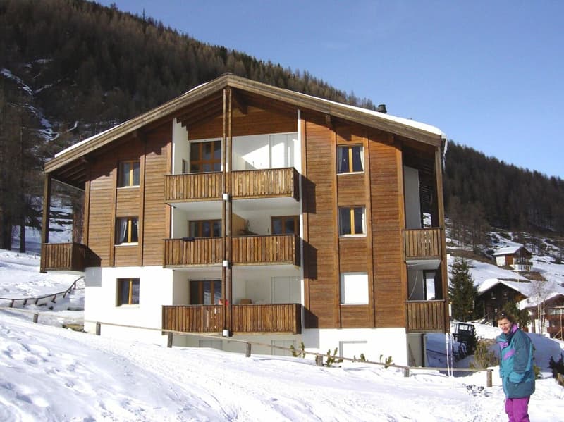 Foreste 3.5 Zimmerwohnung mit traumhafter Aussicht. Saisonmiete 15.11.26 bis 15.04.27 für Familie mit Kindern. (1)