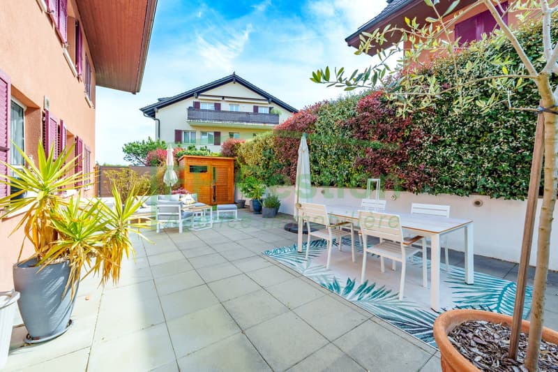Bright and comfortable 4-room apartment with garden for sale (3)