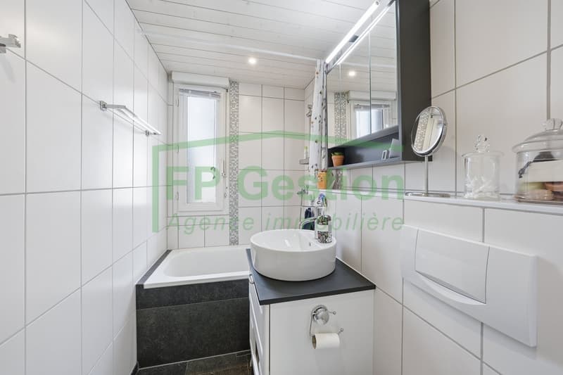 Bright and comfortable 4-room apartment with garden for sale (10)
