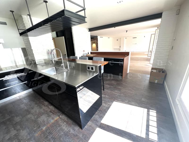 SUPERB APARTMENT OF 7 ROOMS, 250 m2, WITH LARGE TERRACE - 3 BALCONIES AND UNOBSTRUCTED VIEW (9)