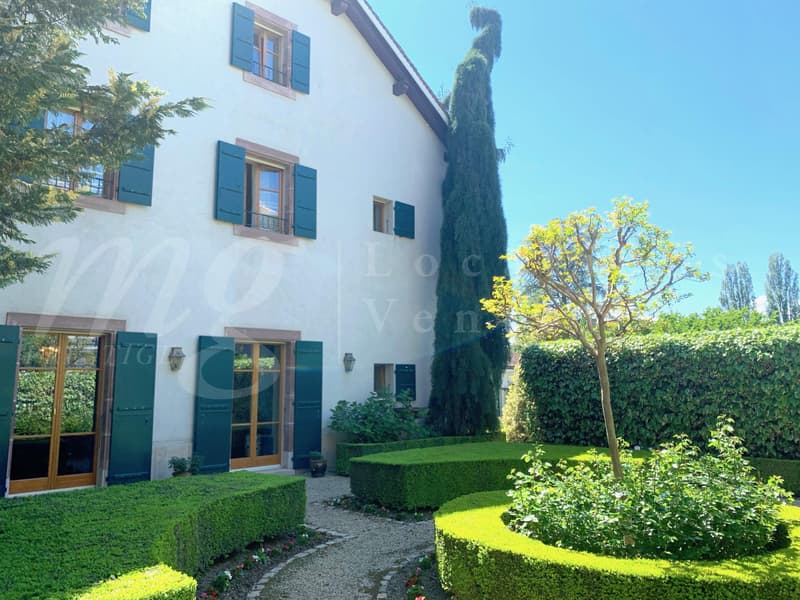 GRANDE MAISON DE MAITRE DE 12 PIECES AVEC BEAUCOUP DE CHARME - JARDIN PRIVATIF & PISCINE - 8 chambres (5)