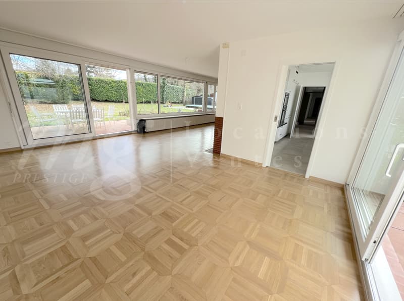 RAVISSANTE MAISON FAMILIALE - 5 CHAMBRES ! INDIVIDUELLE - GRAND JARDIN AVEC PISCINE (7)