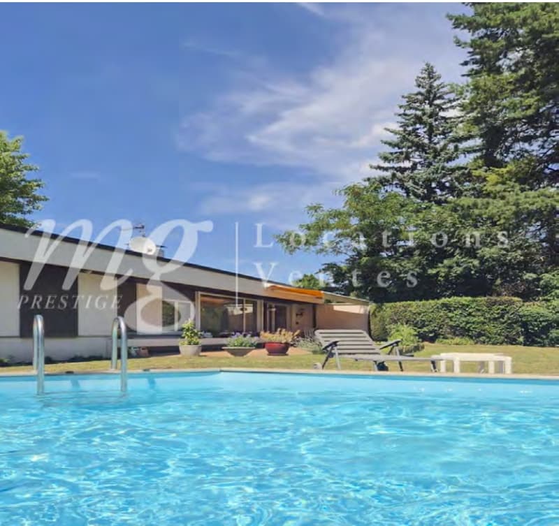 Beautiful Family Home - 5 Bedrooms! Single-Family Home - Large Garden with Pool (1)