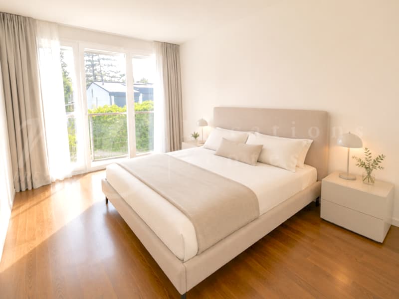 En exclusivité ! MAGNIFIQUE MAISON MODERNE DE 300 M2 AVEC GRAND JARDIN ET PISCINE (12)