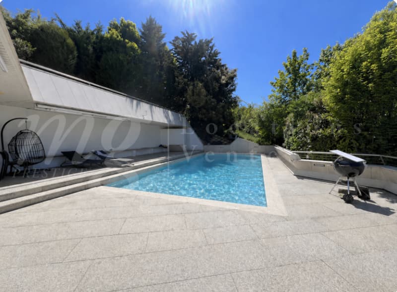 MODERN HOUSE of 400 m2 living space - 180 PANORAMIC VIEW of the LAKE - SWIMMING POOL - ELEVATOR (2)