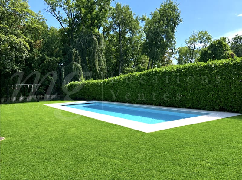 In esclusiva! MAGNIFICA CASA MODERNA DI 300 M2 CON GRANDE GIARDINO E PISCINA (2)