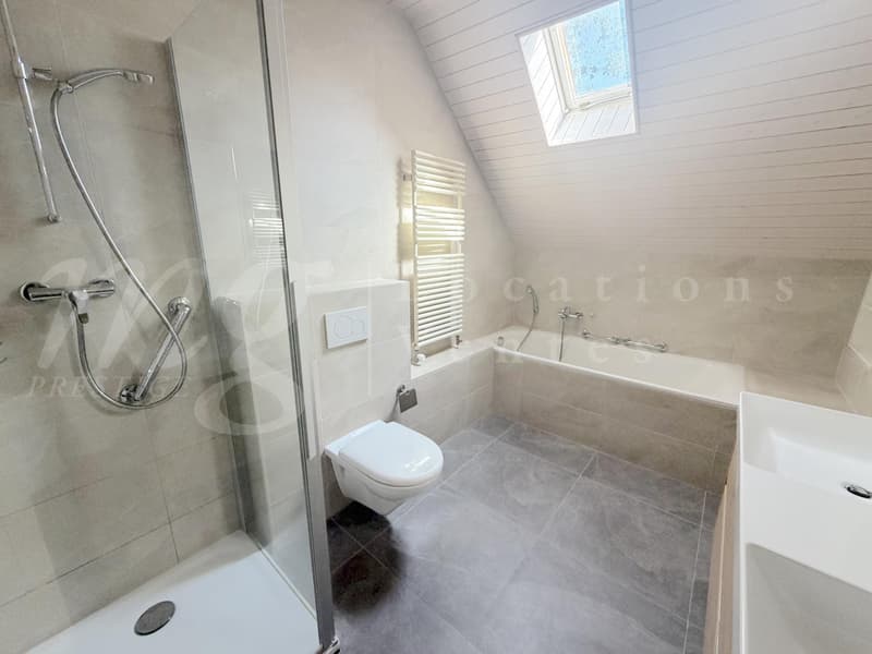 TRES BELLE ET GRANDE MAISON INDIVIDUELLE DE 9 PIECES - 5 CHAMBRES - PISCINE (13)