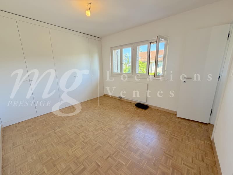 En Exclusivité !!! SUPERBE APPARTEMENT DE 152 m2 EN DUPLEX ATTTIQUE AVEC BELLE TERRASSE/JARDIN (9)