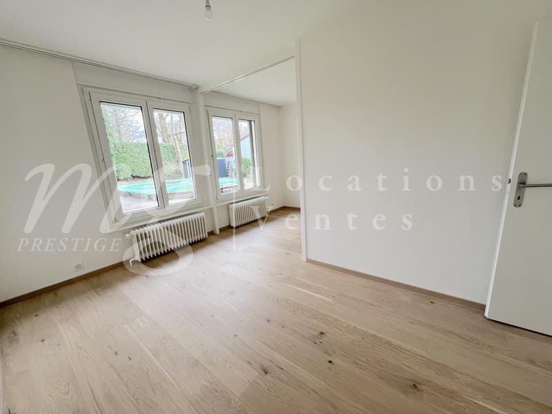 GRANDE MAISON INDIVIDUELLE DE 8 PIECES -- TRES BEAU JARDIN CLOTURE ARBORE AVEC PISCINE NEUVE (11)