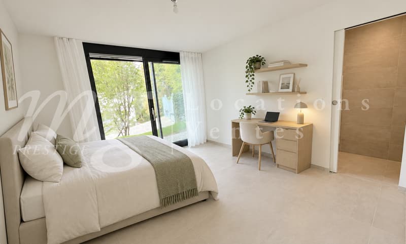 SUPERBE MAISON CONTEMPORAINE NEUVE DE 280 m2 - AVEC VUE LAC !! LARGE TERRASSE - + PROCHE LAC & PLAGE (10)