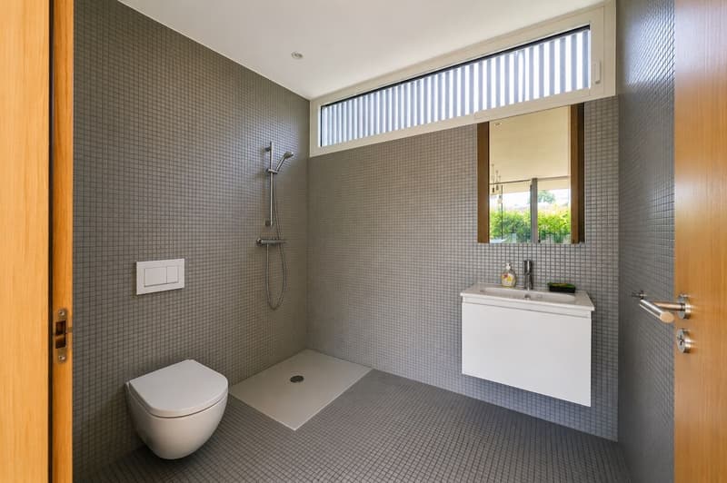Duplex Moderno con Giardino vicino al Lago (5)
