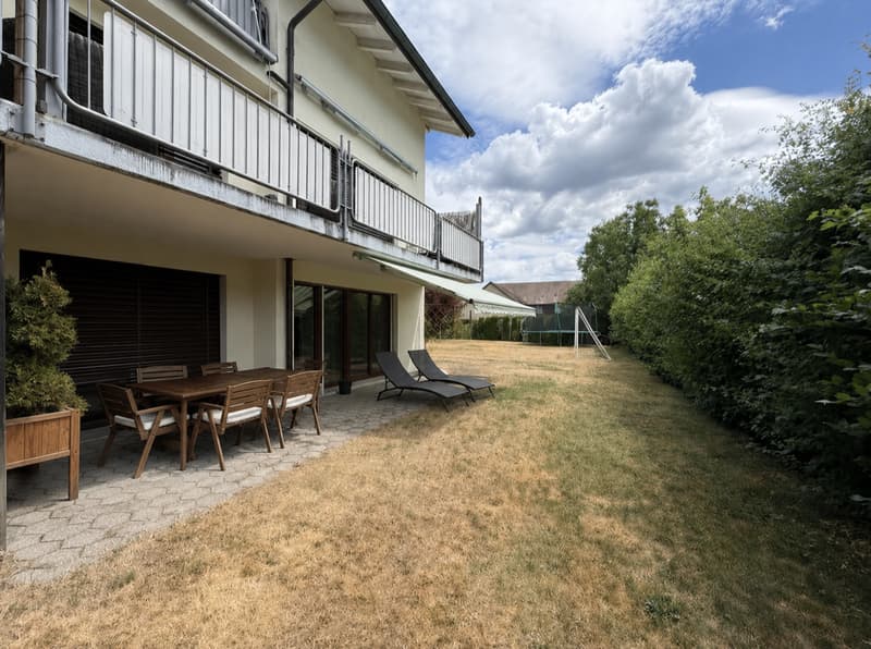 Appartement en rez-de-chaussée de 4,5 pièces lumineux avec espace de jardin (13)