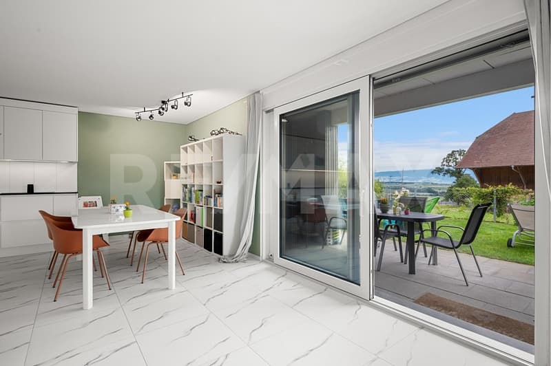 Appartement 4.5 pièces avec grand jardin privatif confort moderne et cadre verdoyant à Russy (2)